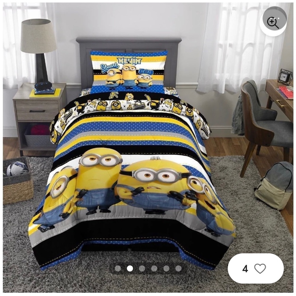 Minion Twin Comforter and Pillow Case